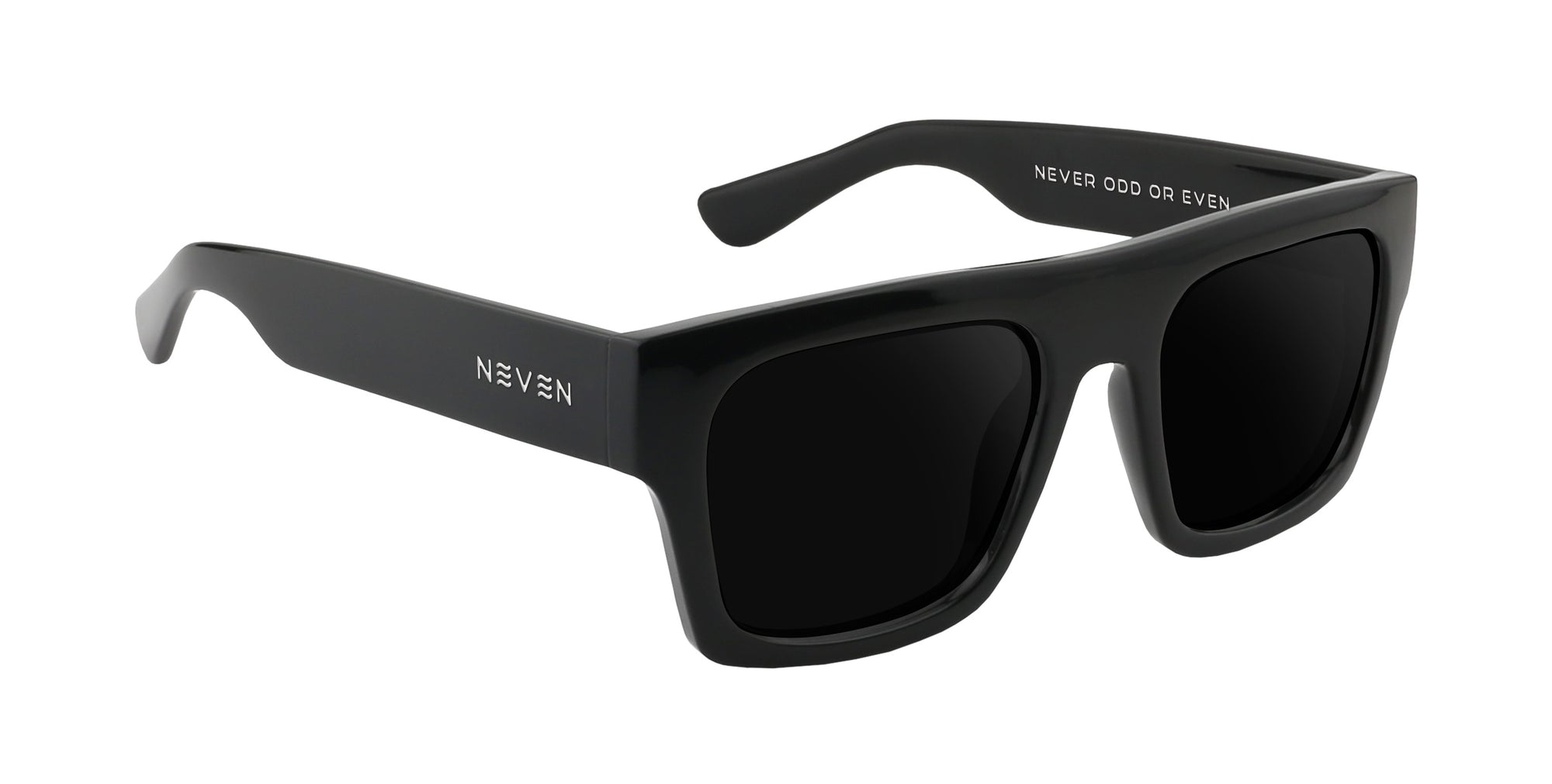 The Royce Black Thick prescription glasses from Neven Eyewear.