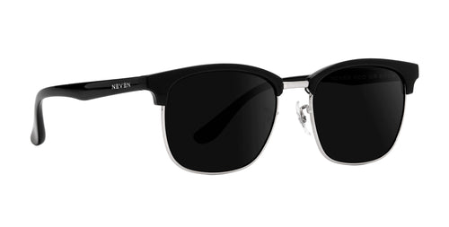 Sunglasses in black color, single vision lenses, standard style